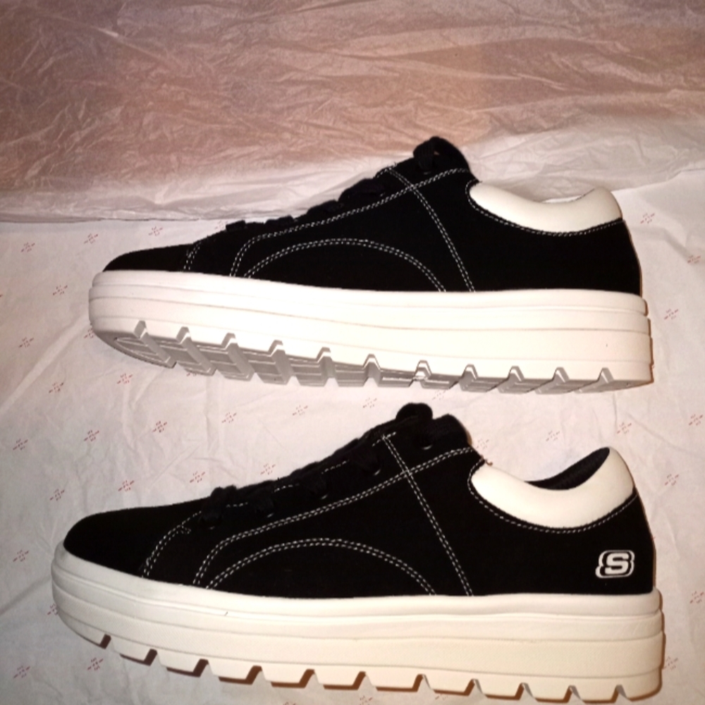 Skechers Platform Sneakers